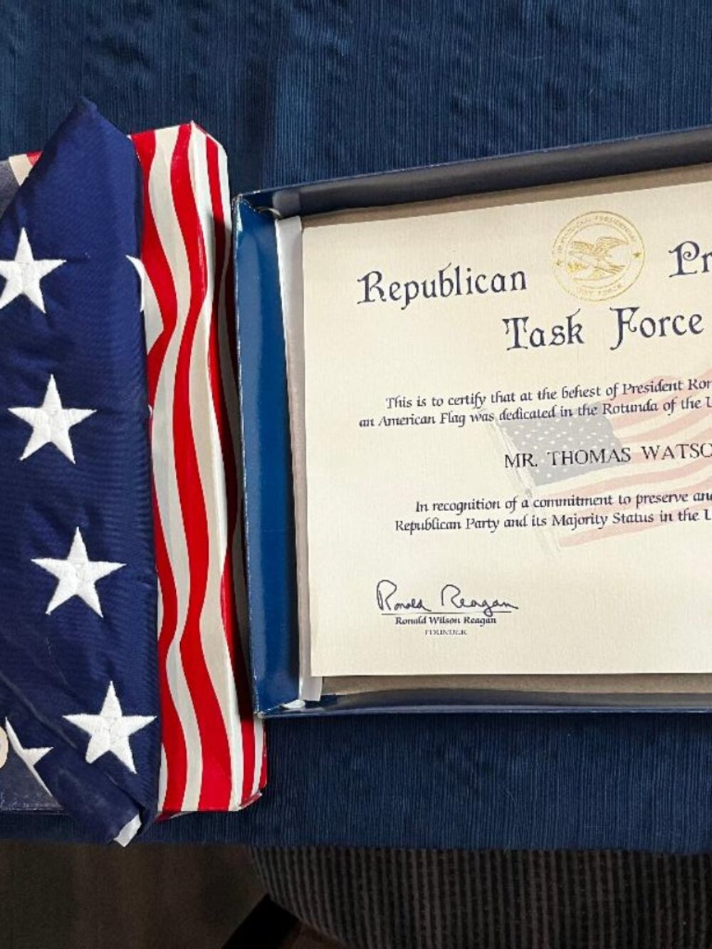 Republican Presidential Task Force Flag and Certificate